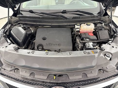 Used 2023 Buick Enclave Essence w/ Sport Touring Edition FWD image 31
