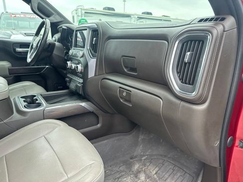 Used 2019 GMC Sierra 1500 SLT w/ SLT Premium Plus Package AWD/4WD image 17