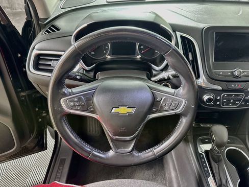 Used 2022 Chevrolet Equinox LT w/ Driver Convenience Package AWD/4WD image 15