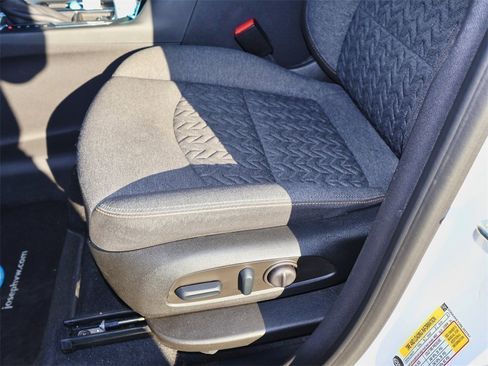 Used 2022 Chevrolet Equinox LT image 15