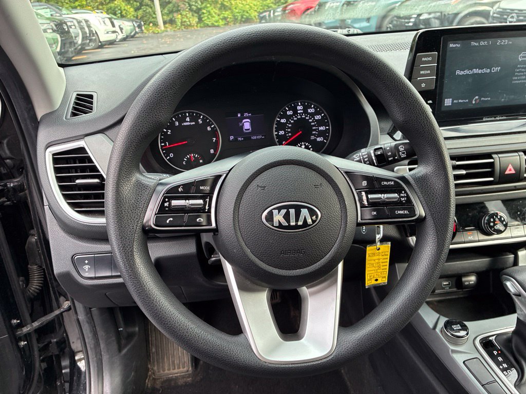 Used 2021 Kia Seltos LX AWD/4WD image 16