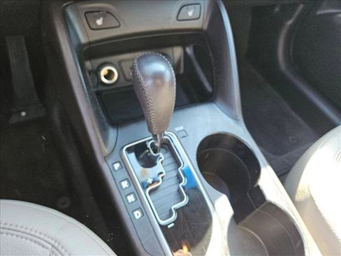 Used 2013 Hyundai Tucson GLS image 15