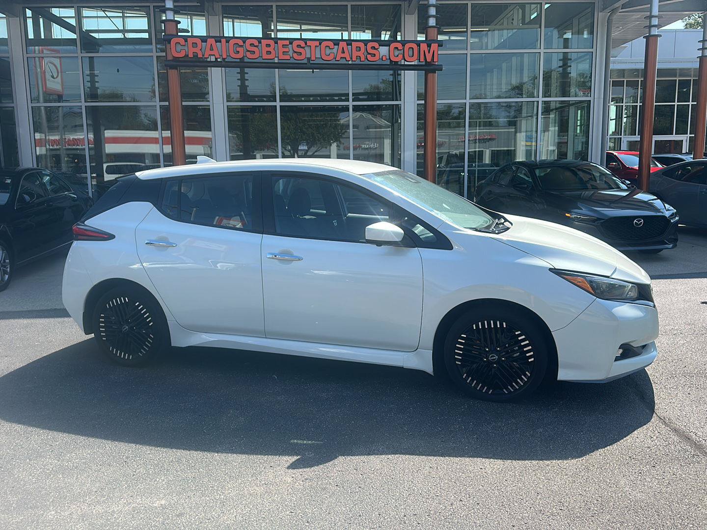 Used 2025 Nissan Leaf SV Plus FWD image 1