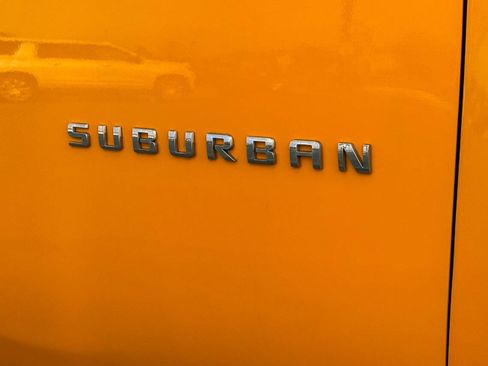 Used 2011 Chevrolet Suburban 2500 image 16