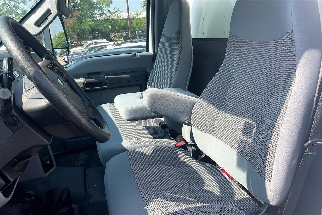 Used 2018 Ford F650 2WD Regular Cab Super Duty image 23