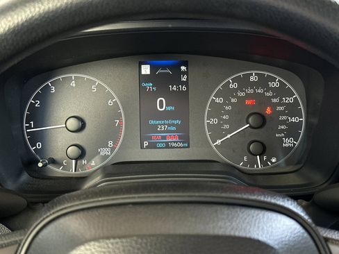 Used 2025 Toyota Corolla LE image 20