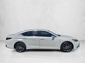 Used 2024 Lexus ES 300h w/ Premium Package FWD video 4