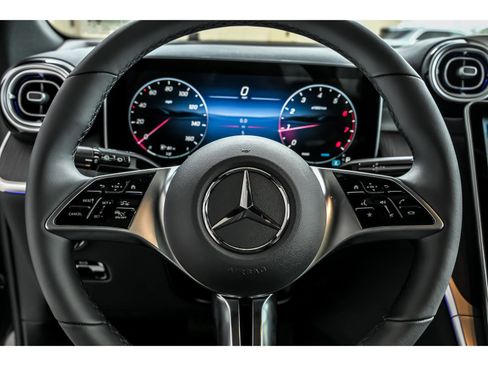New 2026 Mercedes-Benz GLC 300 4MATIC image 12