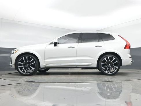 Used 2023 Volvo XC60 B5 Ultimate w/ Protection Package Premier AWD/4WD image 42