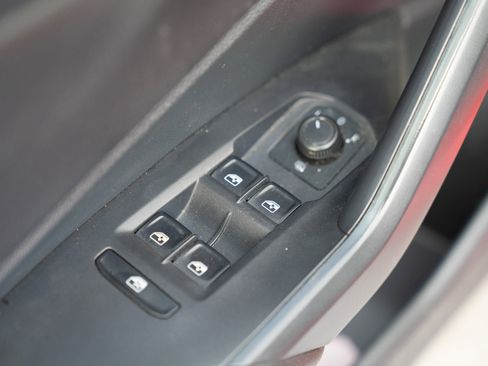 Used 2019 Volkswagen Jetta SEL image 17