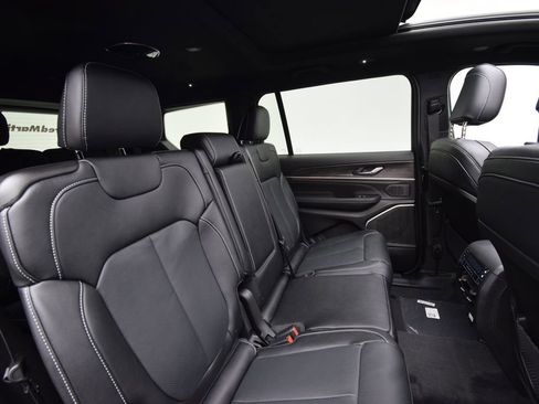 New 2026 Jeep Grand Cherokee L Limited image 20