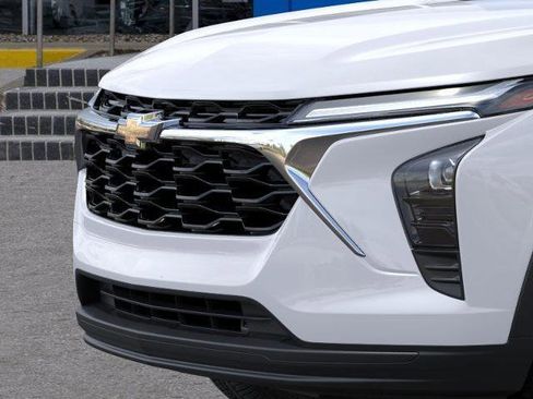 New 2026 Chevrolet Trax LS w/ Driver Confidence Package image 37