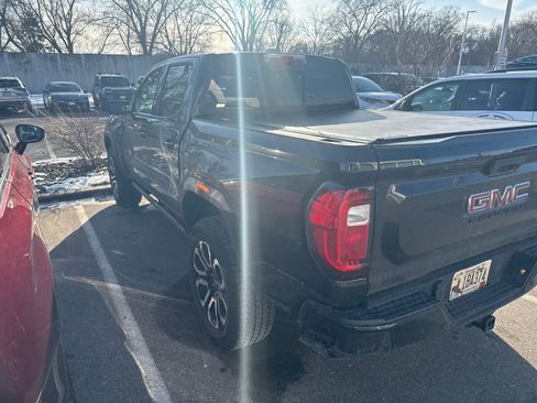 Used 2025 GMC Canyon AT4 w/ Nightfall Edition image 4