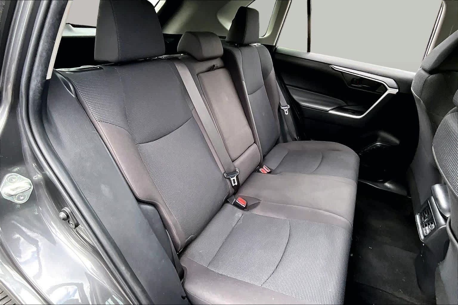 Used 2023 Toyota RAV4 LE FWD image 20