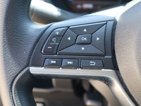 Used 2023 Nissan Kicks SV FWD image 12
