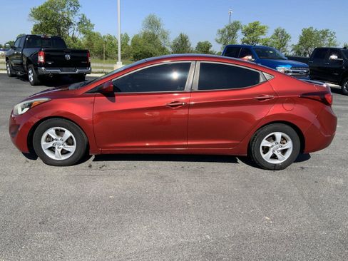 Used 2014 Hyundai Elantra SE FWD image 5