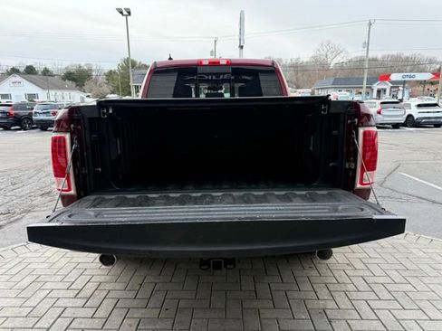 Used 2017 RAM 1500 Limited image 12