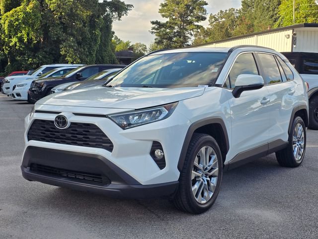 Used 2019 Toyota RAV4 XLE Premium FWD image 2