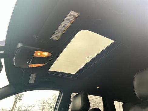 Used 2021 Jeep Grand Cherokee Laredo X image 22