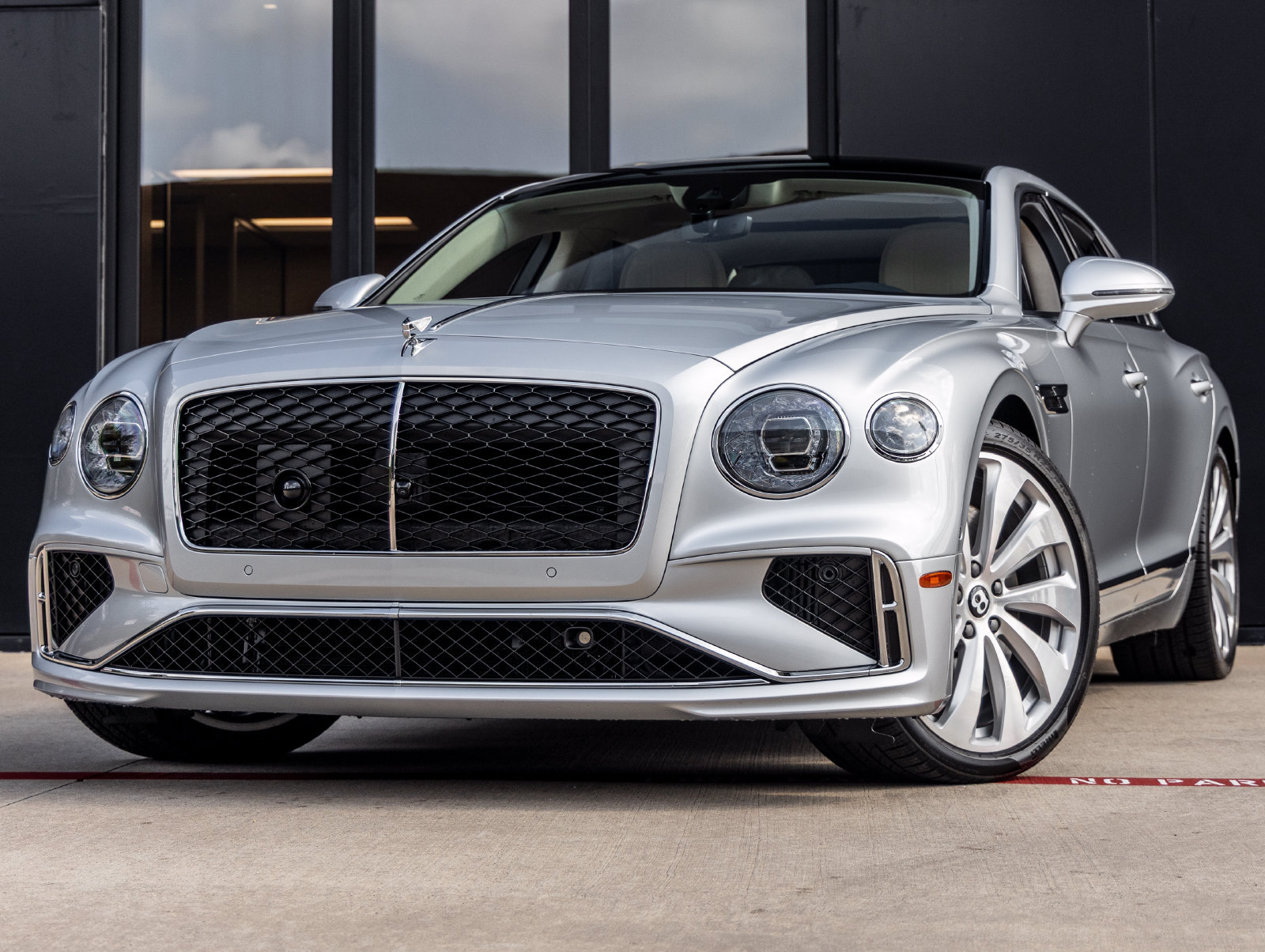 Used 2026 Bentley Flying Spur V8 AWD/4WD image 1
