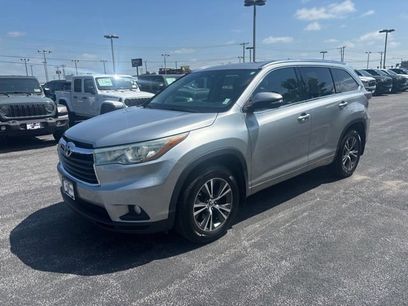 Used 2016 Toyota Highlander XLE