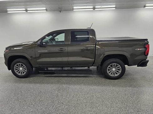 Used 2023 Chevrolet Colorado LT w/ LT Convenience Package AWD/4WD image 11
