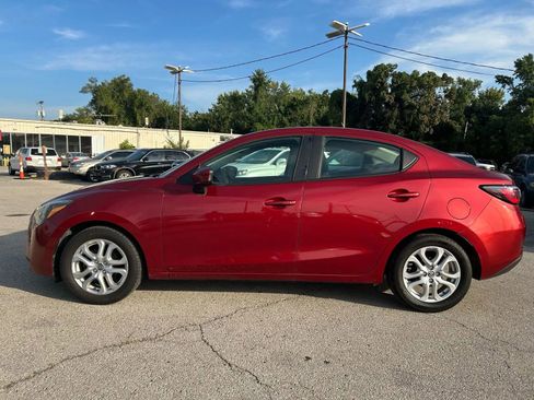 Used 2016 Scion iA image 2