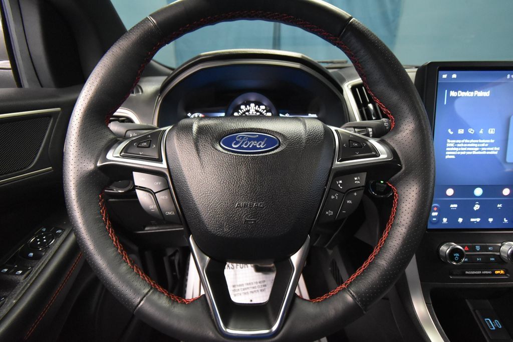 Used 2024 Ford Edge ST-Line AWD/4WD image 10