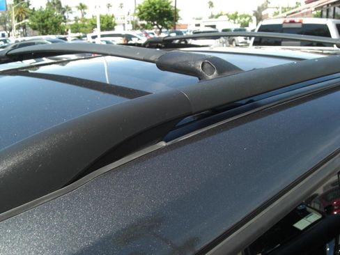 Used 2017 Ford Escape Titanium image 16