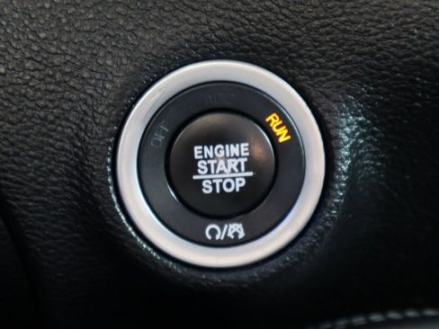 Used 2018 Dodge Challenger GT w/ GT Interior Package image 28