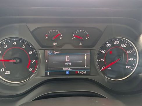 Used 2023 Chevrolet Camaro LT RWD image 40