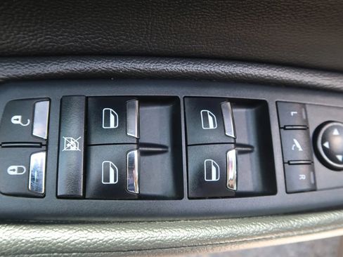 Used 2020 Maserati Ghibli RWD image 32