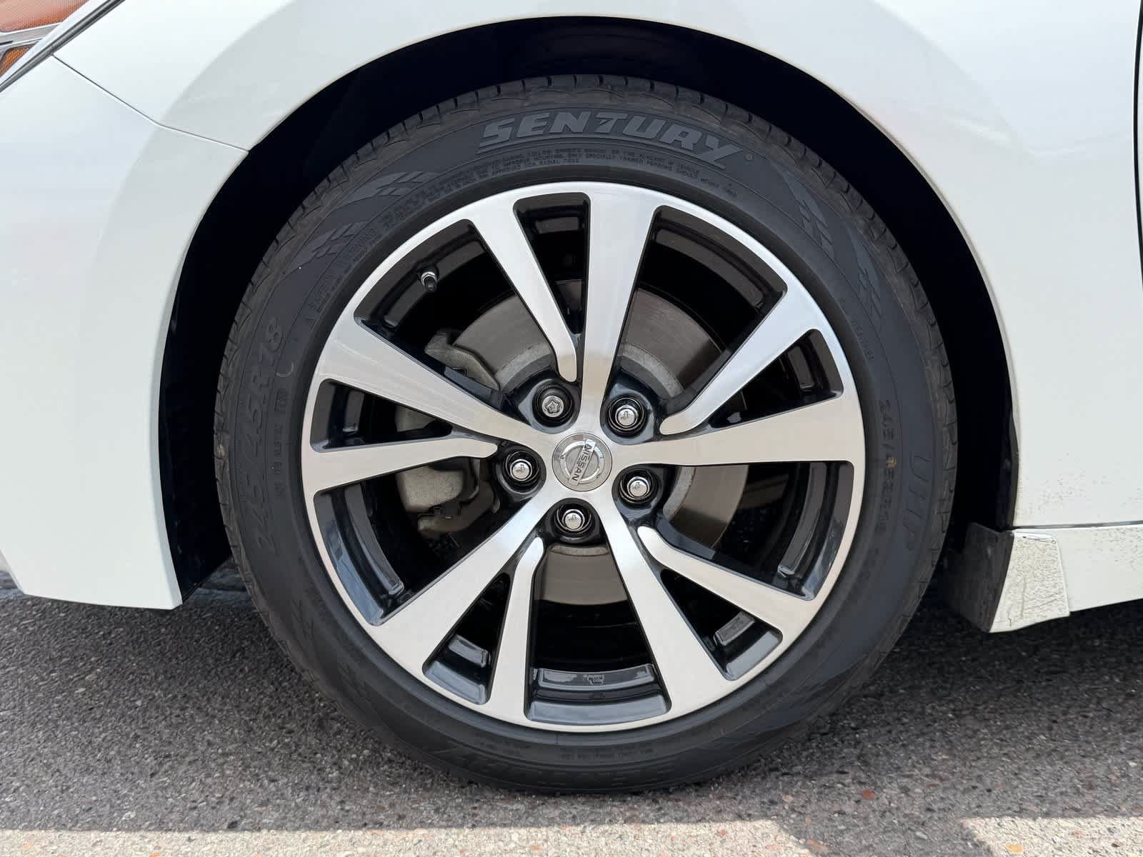 Used 2017 Nissan Maxima 3.5 SL FWD image 6