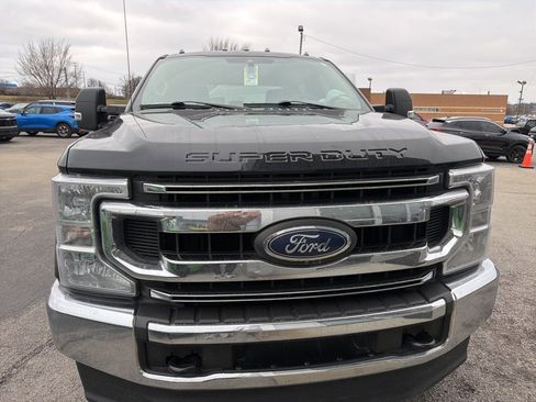 Used 2020 Ford F250 XL w/ STX Appearance Package image 2