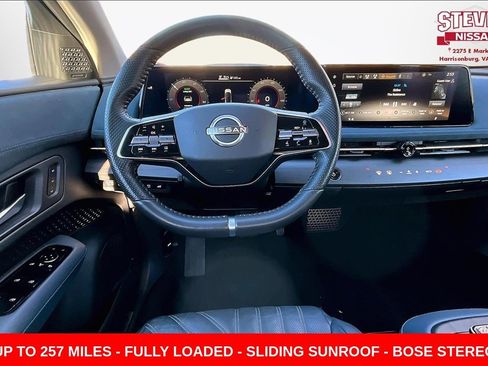 Used 2023 Nissan Ariya image 8