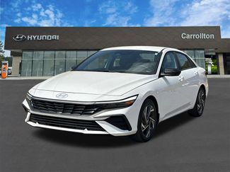 Used 2025 Hyundai Elantra Sport video 1