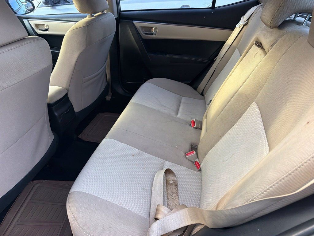 Used 2016 Toyota Corolla LE FWD image 9