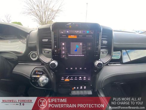 Used 2025 RAM 1500 Limited image 8