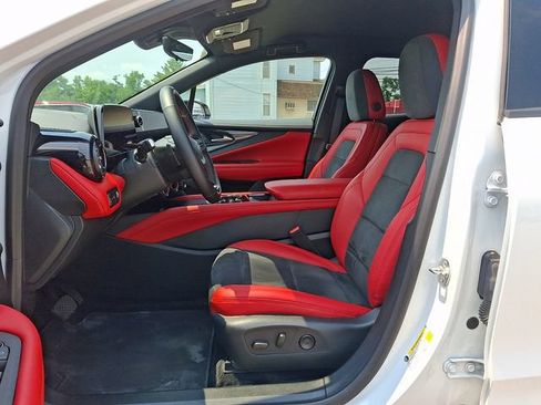 Used 2024 Chevrolet Blazer EV RS AWD/4WD image 15