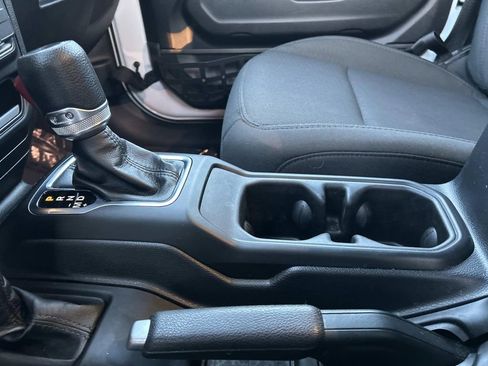 Used 2023 Jeep Wrangler Unlimited w/ Dual Top Group image 29