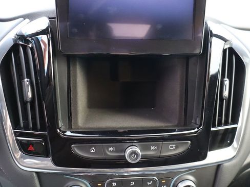 Used 2023 Chevrolet Traverse LT w/ LT Premium Package image 25