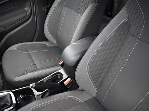 Used 2014 Ford Fiesta SE w/ Equipment Group 201A image 15