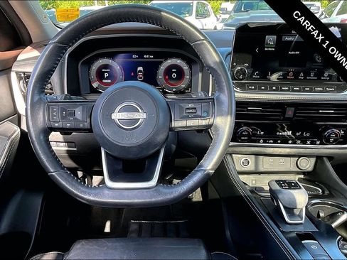 Used 2023 Nissan Rogue Platinum FWD image 11