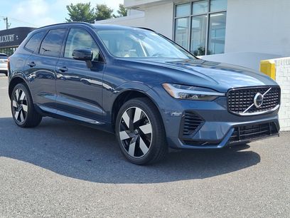 Certified 2025 Volvo XC60 T8 Plus w/ Protection Package Premier
