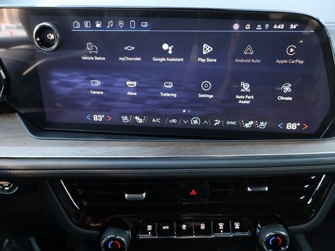 New 2025 Chevrolet Suburban High Country image 22