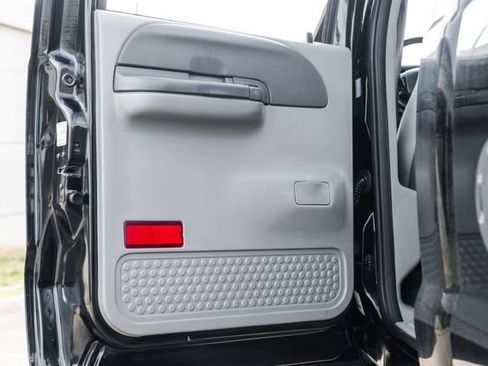 Used 2003 Ford F250 XL AWD/4WD image 56