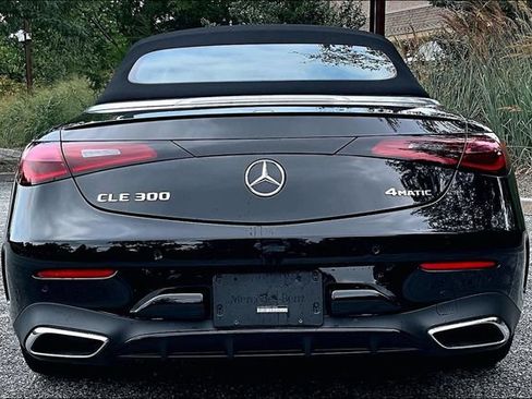 Used 2024 Mercedes-Benz CLE 300 4MATIC Cabriolet image 16