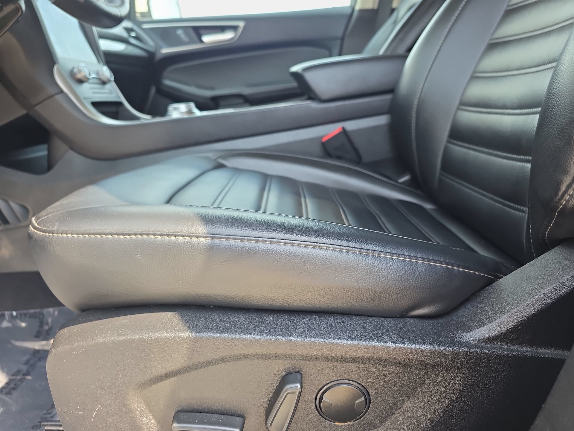 Used 2023 Ford Edge SEL AWD/4WD image 27