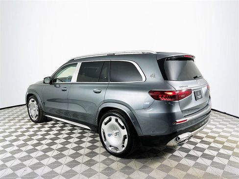 New 2026 Mercedes-Benz Maybach GLS 600 4MATIC image 5