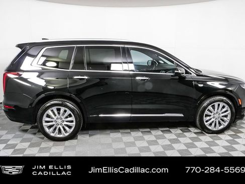 Used 2020 Cadillac XT6 Premium Luxury image 30